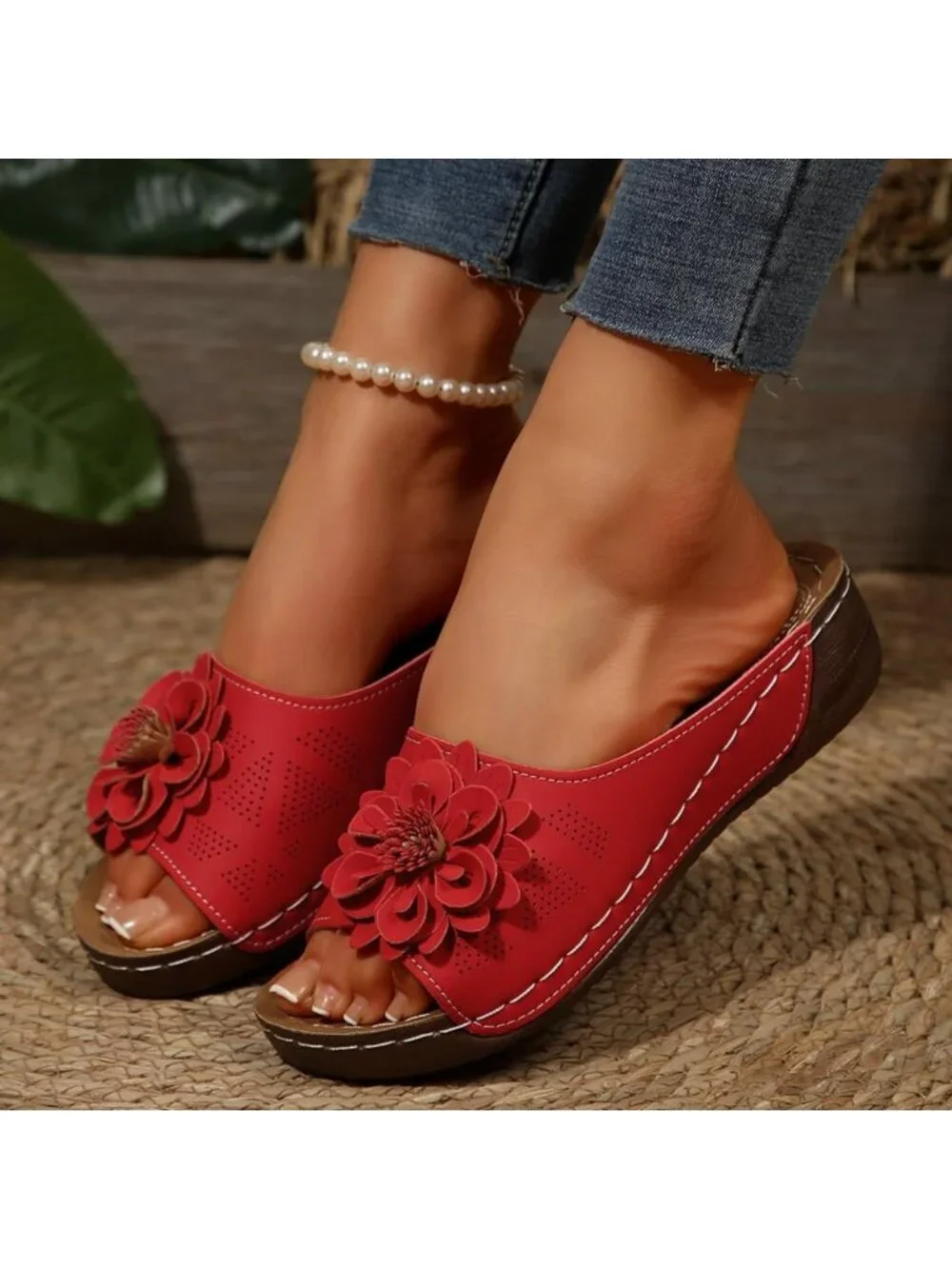 Stylish Women's Wedge Sandals - Floral Summer Open Toe Platform Shoes for Beach